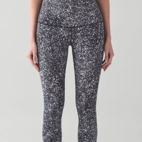 lululemon athletica Pants - Lululemon leggings